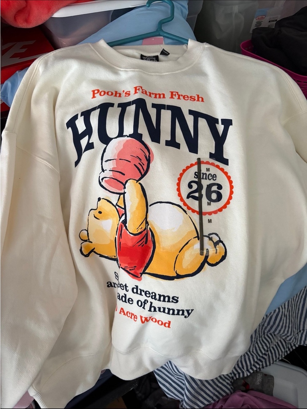 Pooh 'Hunny' Graphic Crewneck Sweatshirt -cream color